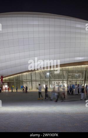 Match inaugural nocturne au stade. Al Janoub Stadium alias Al Wakrah Stadium, Doha, Qatar. Architecte : Zaha Hadid Architects, 2019. Banque D'Images