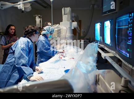 Cathétérisme coronaire, hémodynamique. Hôpital Policlinica Gipuzkoa, Saint-Sébastien, Donostia, Euskadi, Espagne. Banque D'Images