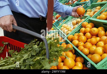 Hypermarché, fruits. Banque D'Images