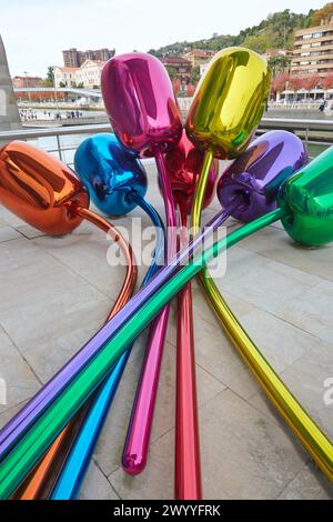 'Tulips' de Jeff Koons. Musée Guggenheim. Bilbao. Bizkaia. Pays Basque. Espagne. Banque D'Images