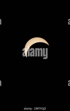 Jackman, États-Unis. 08 avril 2024. Une éclipse solaire totale est vue dans la ville de Jackman aux États-Unis ce lundi 08. Crédit : Brazil photo Press/Alamy Live News Banque D'Images