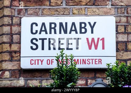 Panneaux de signalisation de Londres : Carnaby Street W1 Banque D'Images