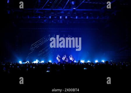 Italie, 06 avril 2024 Annalisa live au Nelson Mandela Forum, Florence,'Tutti Nel Vortice - Palasport' Italian Tour Premiere © Luna la Chimia / Alamy Banque D'Images