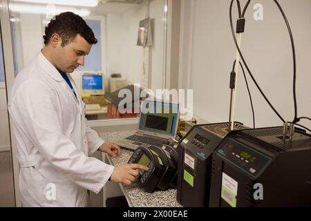 Étalonnage du thermocouple. Laboratoire d'étalonnage. Centre de technologie et de recherche. Fondation Inasmet-Tecnalia, Saint-Sébastien, Gipuzkoa, Euskadi. Espagne. Banque D'Images