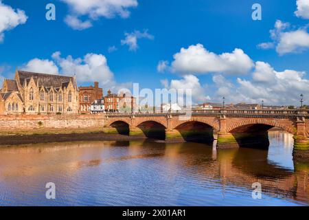 Ayr, Écosse - le nouveau pont, construit au-dessus de la rivière Ayr en 1878 Banque D'Images