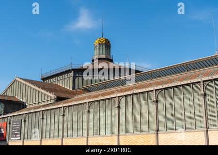 Der ehemalige Markt im Stadteil El Born. Der Markt beherbergt jetzt ein Museum, Barcelona, Spanien Barcelona Katalonien Spanien *** L'ancien marché Banque D'Images