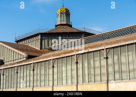 Der ehemalige Markt im Stadteil El Born. Der Markt beherbergt jetzt ein Museum, Barcelona, Spanien Barcelona Katalonien Spanien *** L'ancien marché Banque D'Images