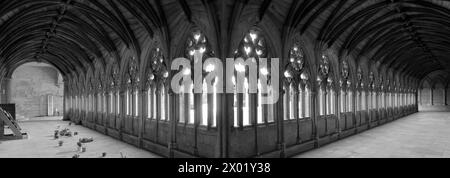 The Lincoln Cathedral Cloisters, comté de Lincolnshire, Angleterre, Royaume-Uni Banque D'Images