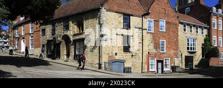 Terrasse de l'hôpital Christs au bas de Steep Hill, Lincoln City, Lincolnshire, Angleterre, Royaume-Uni Banque D'Images