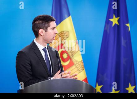 Mihai Popsoi, Aussenminister der Republik Moldau, aufgenommen im Rahmen einer gemeinsamen Pressekonferenz in Berlin, 09.04.2024. Fotografiert im Auftrag des Auswaertigen AMTES Berlin Deutschland *** Mihai Popsoi, ministre des Affaires étrangères de la République de Moldavie, photographié lors d'une conférence de presse conjointe à Berlin, 09 04 2024 photographié au nom du ministère fédéral des Affaires étrangères Berlin Allemagne Copyright : xJulianexSonntagxAAxphotothek.dex Banque D'Images