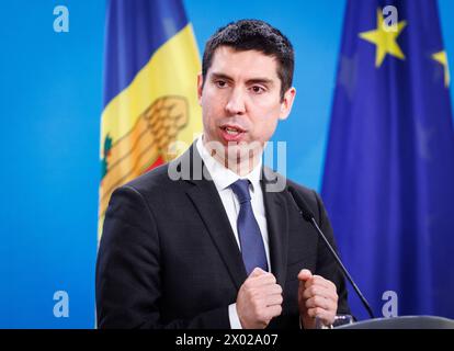 Mihai Popsoi, Aussenminister der Republik Moldau, aufgenommen im Rahmen einer gemeinsamen Pressekonferenz in Berlin, 09.04.2024. Fotografiert im Auftrag des Auswaertigen AMTES Berlin Deutschland *** Mihai Popsoi, ministre des Affaires étrangères de la République de Moldavie, photographié lors d'une conférence de presse conjointe à Berlin, 09 04 2024 photographié au nom du ministère fédéral des Affaires étrangères Berlin Allemagne Copyright : xJulianexSonntagxAAxphotothek.dex Banque D'Images