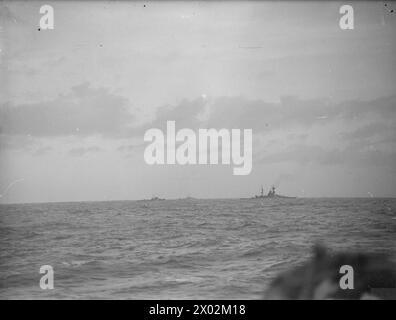 En 1941, le HMS Kipling opère en mer avec la cinquième flottille de destroyers. Le cuirassé de classe Royal Sovereign HMS Resolution a été observé en compagnie des destroyers pendant les opérations navales. Banque D'Images