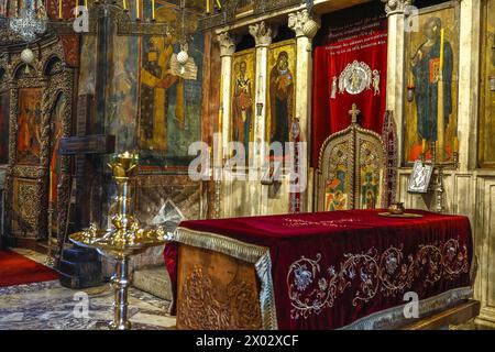 Intérieur de l'église du monastère orthodoxe serbe de Visoki Decani, site du patrimoine mondial de l'UNESCO, Decan, Kosovo, Europe Banque D'Images