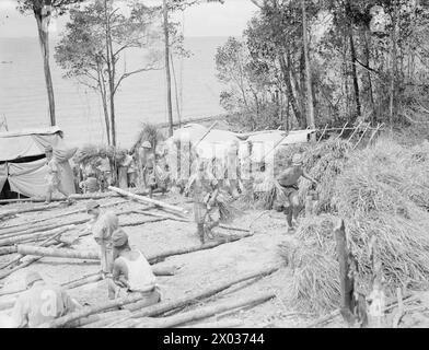 Des soldats et marins japonais furent transportés de Malaisie, des Andamans, de Nicobars et de Sumatra vers l'île de Rempang près de Singapour dans le cadre de l'opération Exode le 29 octobre 1945. Ils sont restés sous la garde navale britannique jusqu'à leur rapatriement. Banque D'Images