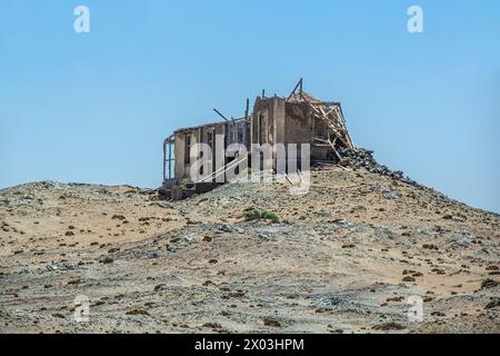 Abandonnée, maison de mineur, préservée par l'air sec du désert, à la mine Borgenfels dans la zone interdite en Namibie. Banque D'Images