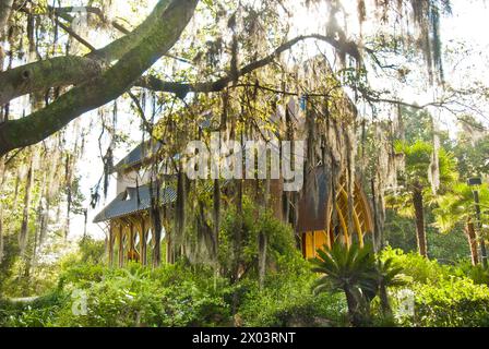 Baughman Center, une chapelle non confessionnelle et un élégant espace de contemplation sur le campus de l'Université de Floride à Gainesville, Floride, États-Unis Banque D'Images