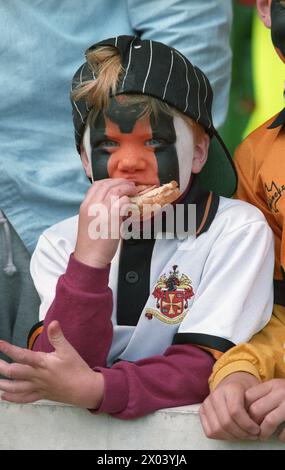 Wolverhampton Wanderers v Reading at Molineux 1-0 13/8/94 Young Wolves fan with facial painting Banque D'Images