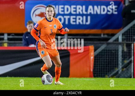 BREDA, PAYS-BAS - 9 AVRIL : Caitlin Dijkstra, des pays-Bas, dribble avec le ballon lors du groupe UEFA Women's Euro 2025, Un match de qualification jour 2 entre les pays-Bas et la Norvège au Rat Verlegh Stadion le 9 avril 2024 à Breda, pays-Bas. (Photo de Joris Verwijst/Orange Pictures) Banque D'Images