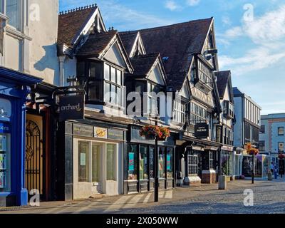 UK, Somerset, Taunton, Fore Street Shops et Tudor Tavern. Banque D'Images