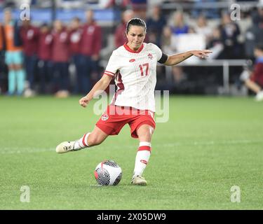 Columbus, Ohio, États-Unis. 9 avril 2024. Le milieu de terrain canadien Jessie Fleming marque lors de tirs de penalty contre les États-Unis dans le match final de la Coupe SHeBelieves à Columbus, Ohio, États-Unis. Crédit : Brent Clark/Alamy Live News Banque D'Images