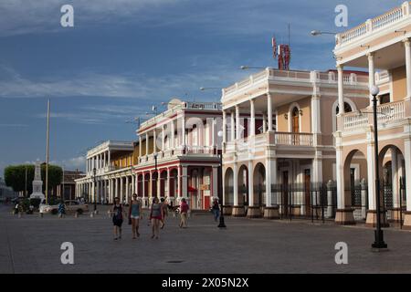 L'architecture coloniale domine la ville de Grenade, Nicaragua, une destination touristique populaire en Amérique latine Banque D'Images