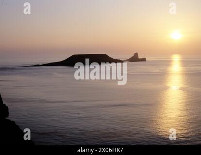 Coucher de soleil à Worm’s Head, Gower. Banque D'Images