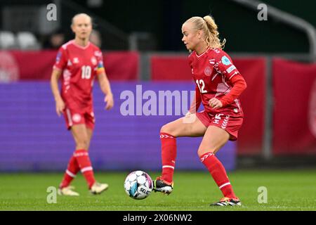 Viborg, Danemark. 09th Apr, 2024. Kathrine Moller Kuhl (12 ans), danoise, photographiée lors d'un match de football entre les équipes nationales féminines du Danemark et de Belgique, a appelé les Red Flames lors de la deuxième journée du Groupe A2 dans la phase de la ligue des qualifications européennes féminines de l'UEFA 2023-24, le mardi 9 avril 2024 à Viborg, Danemark . Crédit : Sportpix/Alamy Live News Banque D'Images