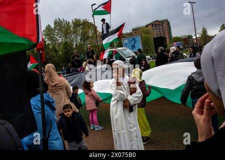 Turin, Piémont, Italie. 10 avril 2024. Fin du Ramadan célébrations par la communauté islamique de Turin au parc de la Dora (crédit image : © Simone Dalmasso/ZUMA Press Wire) USAGE ÉDITORIAL SEULEMENT! Non destiné à UN USAGE commercial ! Banque D'Images