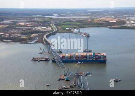 Une image aérienne des opérations d'intervention du Commandement unifié à Baltimore, Maryland, le 9 avril 2024. Banque D'Images