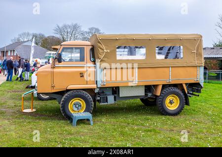 Un Land Rover Forward Control lors d'un festival de transport historique Banque D'Images