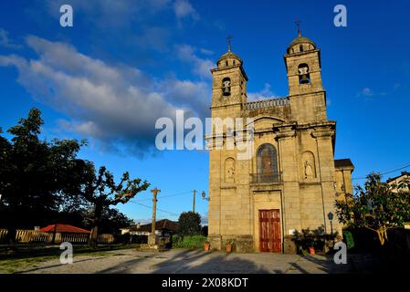 Église notre-Dame de Remedios à Castro Caldelas, Ourense, Espagne Banque D'Images