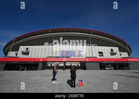 Madrid, Espagne. 10 avril 2024. Football : Ligue des Champions, Atlético Madrid - Borussia Dortmund, éliminatoires, quarts de finale, première manche, Wanda Metropolitano. Le stade avant le match. Crédit : Federico Gambarini/dpa/Alamy Live News Banque D'Images