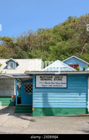 Mustique Great General Store à Lovell Village, Britannia Bay, Mustique Island, St Vincent et les Grenadines, Caraïbes Banque D'Images