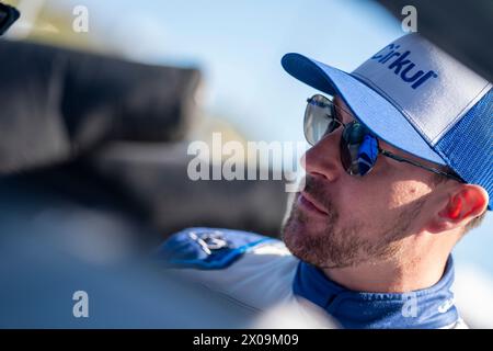 Daniel Hemric s’entraîne sur la piste pour le Cook Out 400 à Martinsville, va, USA. Banque D'Images