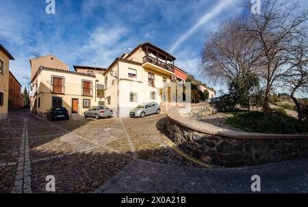 Tolède, Espagne - 17 décembre 2018 : Tolède est une ville ancienne située sur une colline au-dessus des plaines de Castille-la Manche. Monuments arabes, juifs et chrétiens Banque D'Images