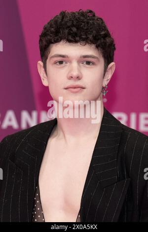 Cannes, France. 10 avril 2024. Noah jupe assiste à la cérémonie de clôture du 7ème Festival International des Canneseries le 10 avril 2024 à Cannes, France. Photo de David NIVIERE/ABACAPRESS.COM crédit : Abaca Press/Alamy Live News Banque D'Images