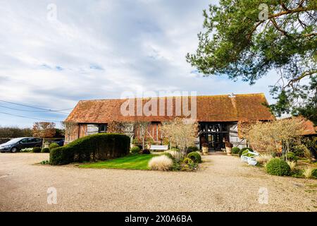 Bix Manor, un lieu de mariage historique converti du 17ème siècle classé tisane II grange à Bix, un village près de Henley-on-Thames, dans le sud de l'Oxfordshire Banque D'Images