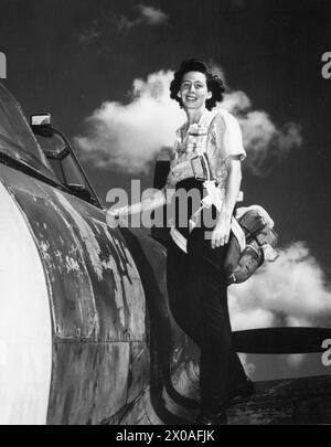 Pilote de service de la Force aérienne féminine (WASP) Helen M Schaefer à l'entraînement, Brownsville, Texas, 1944. (Photo de U S Air Force) Banque D'Images