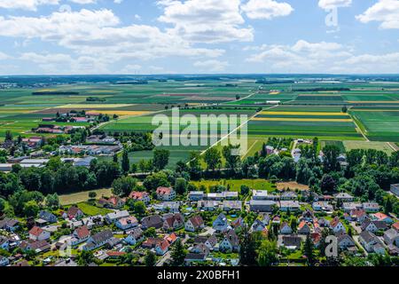 Vue aérienne de la ville de Rain am Lech dans le district souabe nord de Donau-Ries Banque D'Images