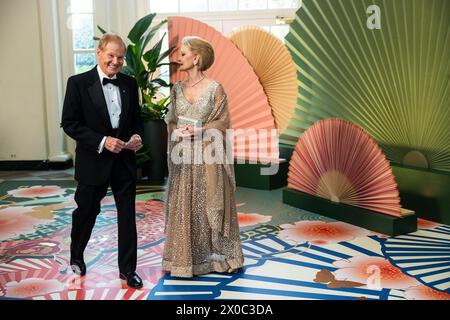 L'honorable Bill Nelson, administrateur de la National Aeronautics and Space Administration & MRS Grace Nelson arrivent pour le dîner d'État organisé par le président des États-Unis Joe Biden et la première dame Dr Jill Biden honorant le premier ministre Kishida Fumio et Mme Yuko Kishida du Japon dans le quartier des libraires de la Maison Blanche Washington, DC, le mercredi 10 avril 2024. crédit : Tierney L. Cross/CNP/MediaPunch Banque D'Images