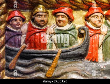 Détail d'une sculpture en bois polychrome du XVe siècle dans l'église notre-Dame-du-Puy, Grasse, Alpes-Maritimes, Provence-Alpes-Côte d'Azur, France Banque D'Images