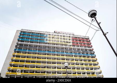 Le National Hotel, avec ses couleurs mondialement connues, endommagées mais toujours debout, est l'ancien Hôtel Intouristic. Patricia Huchot-Boissier/collectif DyF Banque D'Images