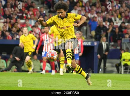 Madrid, Espagne. 10 avril 2024. Karim Adeyemi du Borussia Dortmund lors de la Ligue, quarts de finale, match de football de 1ère manche entre l'Atlético Madrid et le Borussia Dortmund le 10 avril 2024 au stade Metropolitano de Madrid, Espagne. Photo de Laurent Lairys/ABACAPRESS.COM crédit : Abaca Press/Alamy Live News Banque D'Images