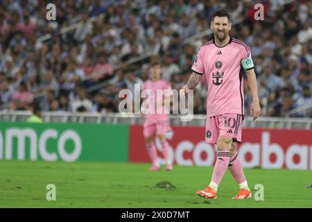 Monterrey, Nuevo Leon, Mexique. 10 avril 2024. 10 avril 2024, Monterrey, Mexique : Lionel Messi #10 de l'Inter Miami affronte Monterrey lors de la manche de seize secondes de la Coupe des Champions de la CONCACAF 2024 au BBVA Stadium. (Crédit image : © Ismael Rosas/eyepix via ZUMA Press Wire) USAGE ÉDITORIAL SEULEMENT! Non destiné à UN USAGE commercial ! Banque D'Images