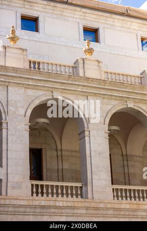 Malaga, Espagne - 21 octobre 2023 : vue sur le magnifique Musée de Malaga détails architecturaux. Banque D'Images