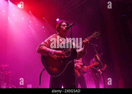 Joker Out en concert au Shepherds Bush Empire LONDRES, ANGLETERRE - 11 AVRIL : Bojan CvjetiÄanin du Joker Out en concert au Shepherds Bush Empire le 11 avril 2024 à Londres, Angleterre. CAP/Mar Mar/Grande-Bretagne Copyright : xMartinxHarris/CapitalxPicturesx Banque D'Images