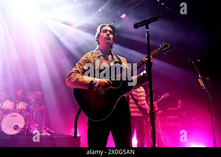 Joker Out en concert au Shepherds Bush Empire LONDRES, ANGLETERRE - 11 AVRIL : Bojan CvjetiÄanin du Joker Out en concert au Shepherds Bush Empire le 11 avril 2024 à Londres, Angleterre. CAP/Mar Mar/Grande-Bretagne Copyright : xMartinxHarris/CapitalxPicturesx Banque D'Images