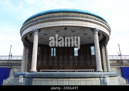 Eastbourne Bandstand sur le front de mer Eastbourne East Sussex UK Banque D'Images