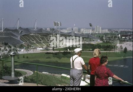 Vue des sites de compétition olympique depuis la montagne de gravats peu avant les Jeux olympiques [traduction automatique] Banque D'Images