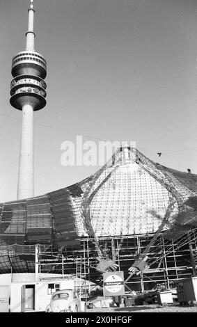 Site de construction du stade olympique de natation de Munich pour les Jeux Olympiques de 1972. [traduction automatique] Banque D'Images